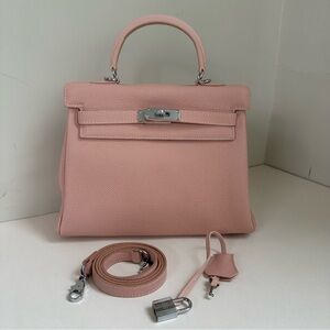 Classic Leather Hangbag Sliver Lock